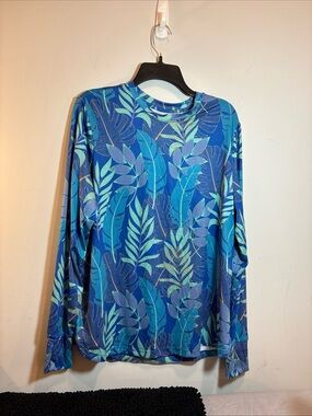 Realtree women’s fishing long sleeve with thumb holes tee 575